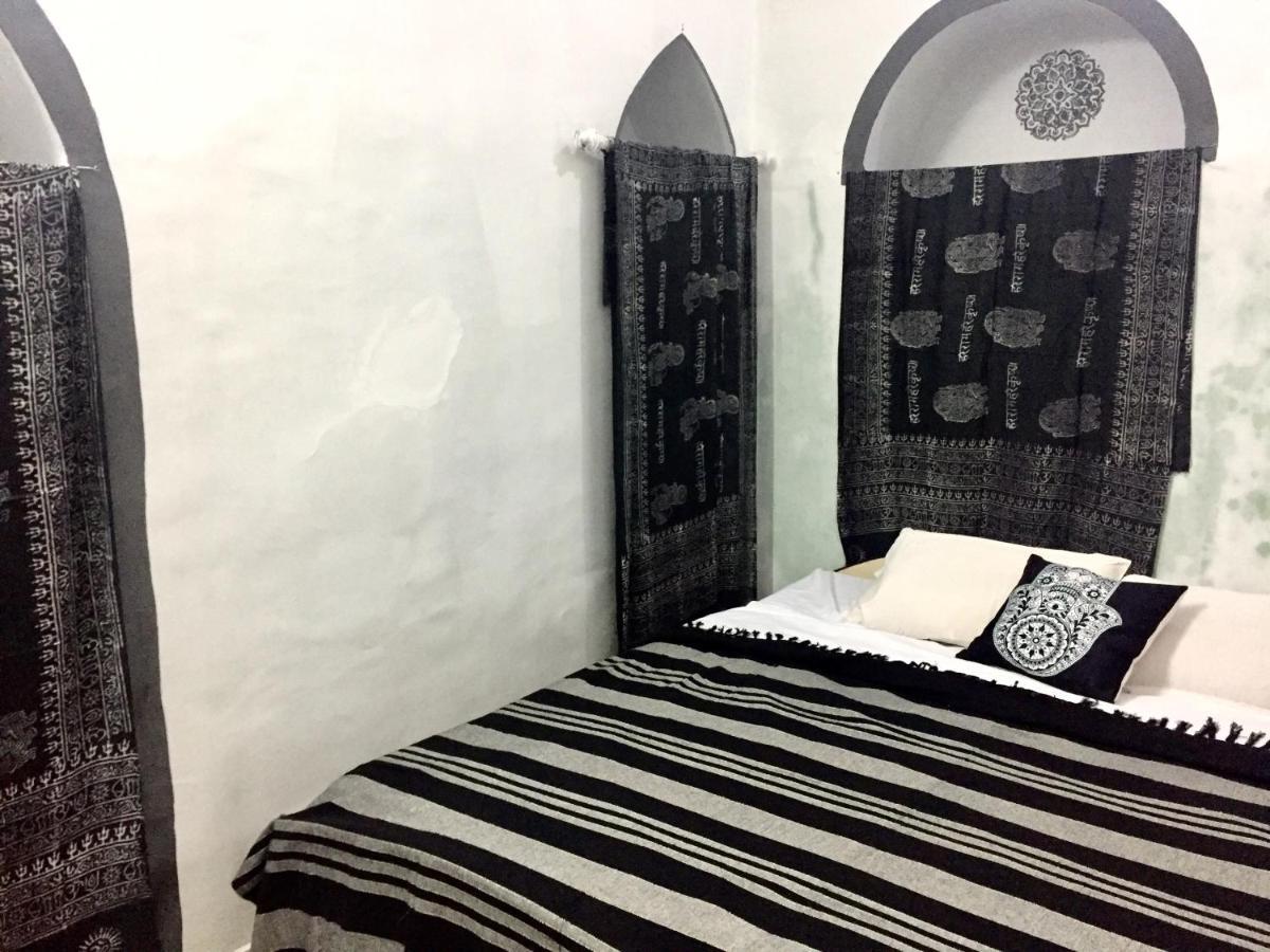 Mangla Guest House Waranasi Zewnętrze zdjęcie